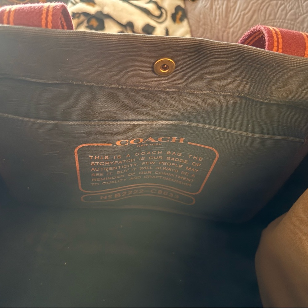 Coach Signature Canvas Spin Tote 42 - Picture 9 of 15